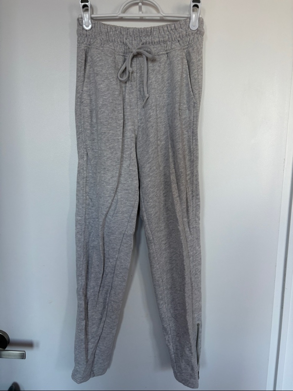 PINK Victoria's Secret Light Gray joggers with zipper ankle